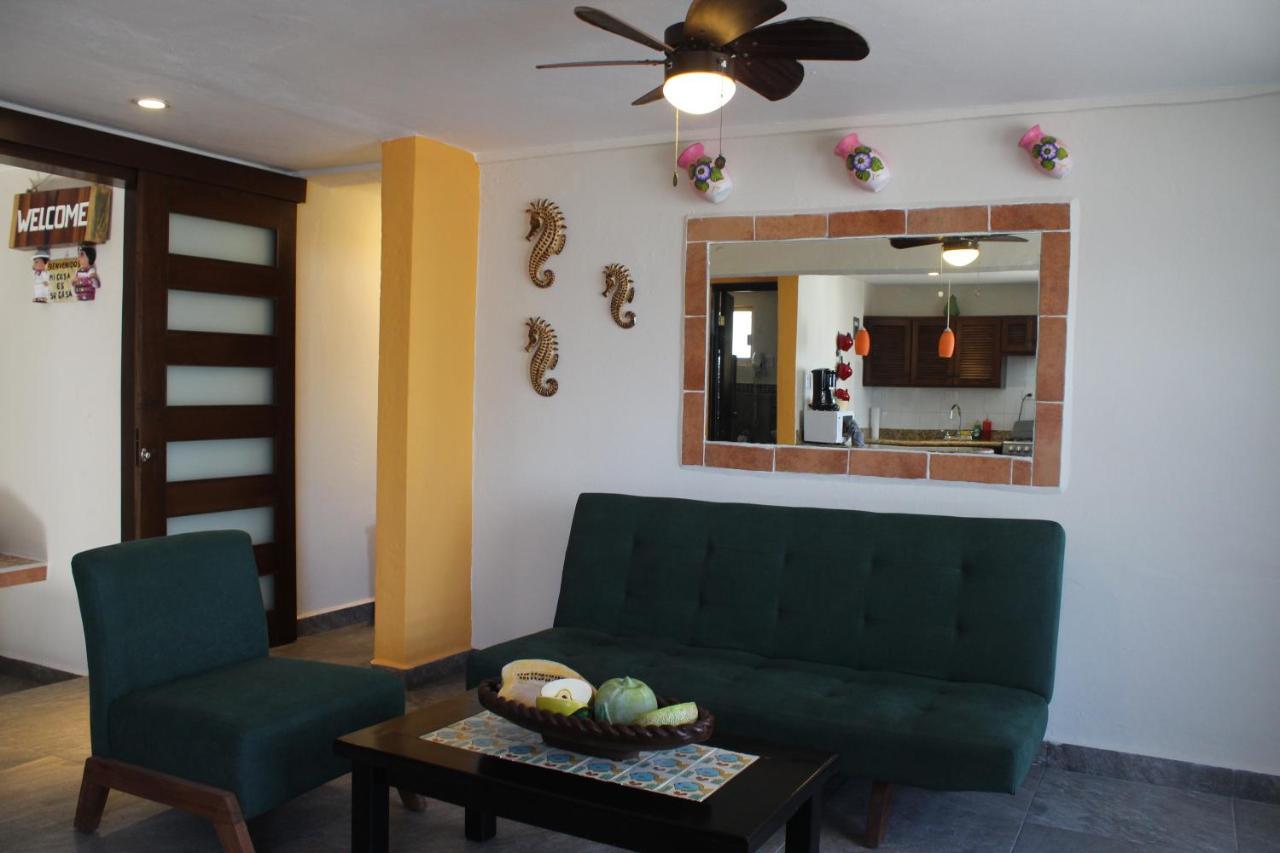 Cande'S Apartments Isla Mujeres Extérieur photo