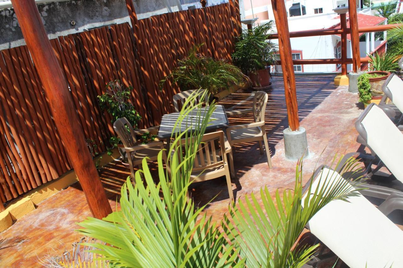 Cande'S Apartments Isla Mujeres Extérieur photo