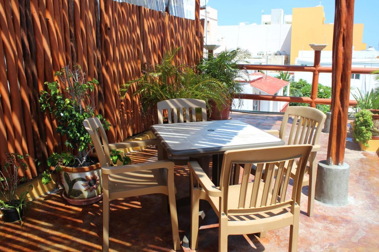 Cande'S Apartments Isla Mujeres Extérieur photo