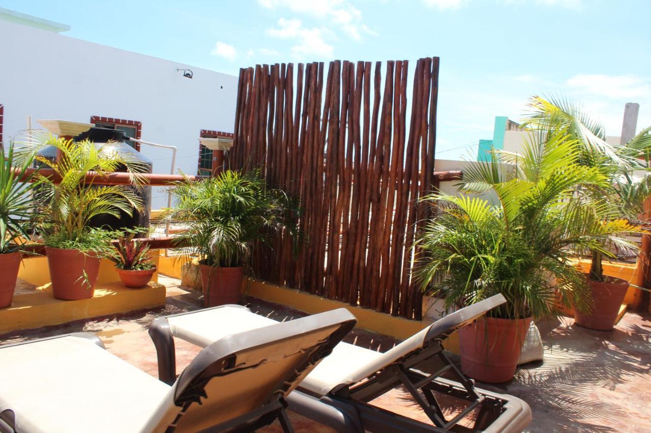 Cande'S Apartments Isla Mujeres Extérieur photo