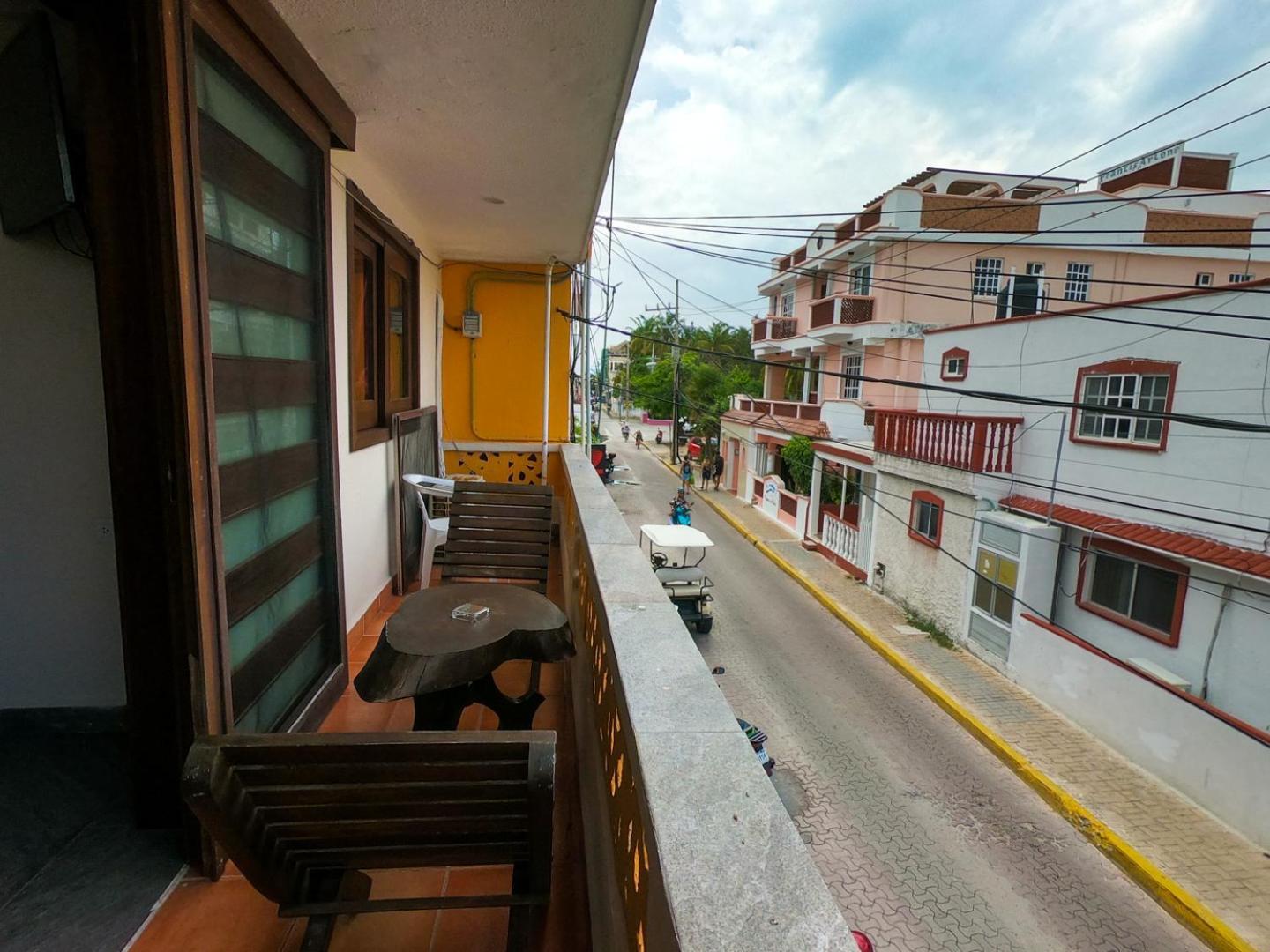Cande'S Apartments Isla Mujeres Extérieur photo